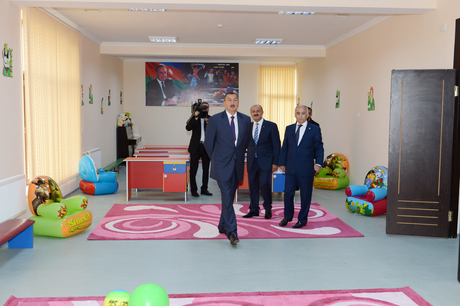 President Ilham Aliyev opens secondary school and kindergarten (PHOTO)