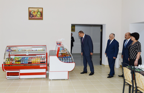 President Ilham Aliyev opens secondary school and kindergarten (PHOTO)