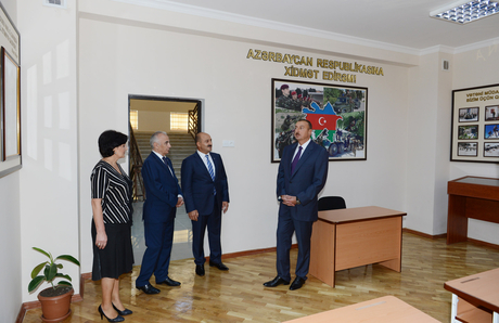 President Ilham Aliyev opens secondary school and kindergarten (PHOTO)