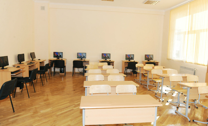 Azerbaijani President inspects Intellect school-lyceum and secondary school in Baku (PHOTO)