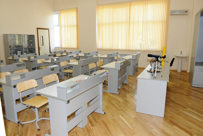 Azerbaijani President inspects Intellect school-lyceum and secondary school in Baku (PHOTO)