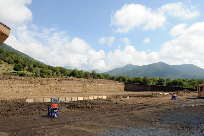 Azerbaijani President inspects construction work at skeet shooting and target archery complex in Gabala (PHOTO)