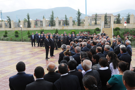 President Ilham Aliyev opens new residential area for 423 IDP families in Shaki (PHOTO)