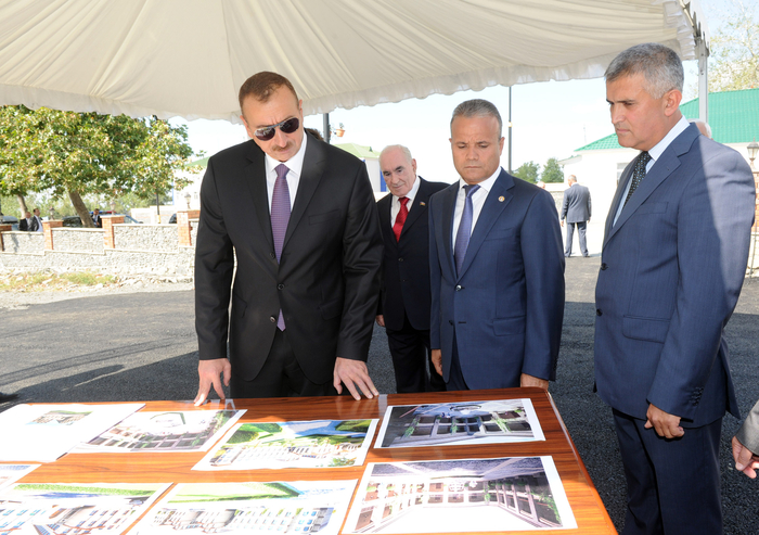 President Ilham Aliyev inspects construction of Karvansaray hotel complex in Gabala (PHOTO)