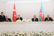 Azerbaijan, Turkey sign eight bilateral documents (PHOTO)