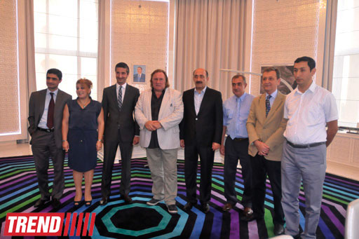 World-renowned actor attends contract signing ceremony on Azerbaijanfilm studio reconstruction in Baku (PHOTO)