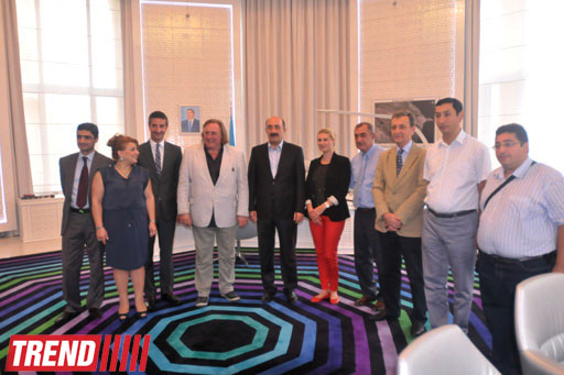 World-renowned actor attends contract signing ceremony on Azerbaijanfilm studio reconstruction in Baku (PHOTO)