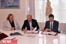 World-renowned actor attends contract signing ceremony on Azerbaijanfilm studio reconstruction in Baku (PHOTO)
