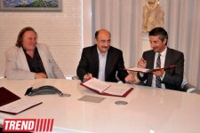 World-renowned actor attends contract signing ceremony on Azerbaijanfilm studio reconstruction in Baku (PHOTO)