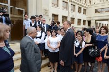 President Ilham Aliyev opens newly reconstructed school No 18 in Baku on Knowledge Day (PHOTO)