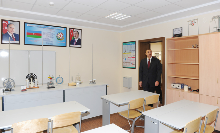 President Ilham Aliyev opens newly reconstructed school No 18 in Baku on Knowledge Day (PHOTO)