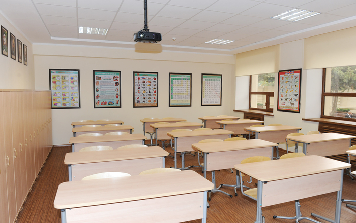 President Ilham Aliyev opens newly reconstructed school No 18 in Baku on Knowledge Day (PHOTO)
