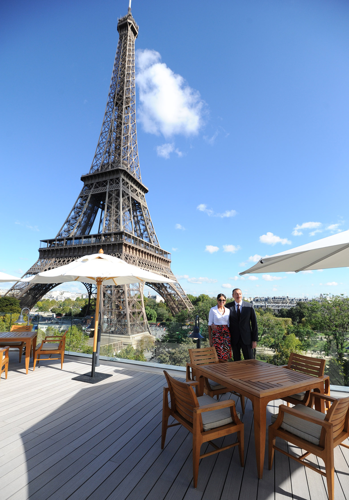 Azerbaijani President attends opening of Azerbaijani Cultural Center in Paris (PHOTO)