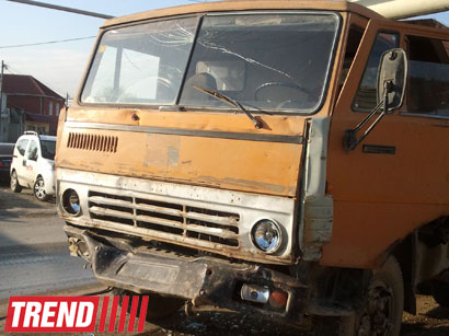 Passenger bus crashes with truck, leaving dead (UPDATE) (PHOTO)
