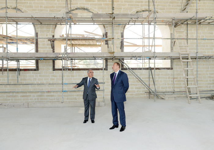 President Ilham Aliyev inspects redevelopment work at National Flag Square and adjacent area (PHOTO)