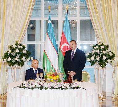 Azerbaijani President hosts official dinner in honor of Uzbek counterpart (PHOTO)
