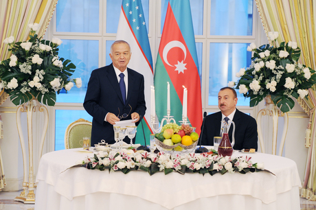 Azerbaijani President hosts official dinner in honor of Uzbek counterpart (PHOTO)