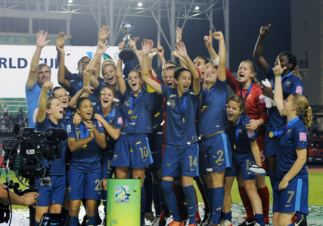 Azerbaijani President watched FIFA U-17 Women`s World Cup final game (PHOTO)