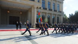Chairman of Presidency of Bosnia and Herzegovina officially welcomed to Azerbaijan (PHOTO)