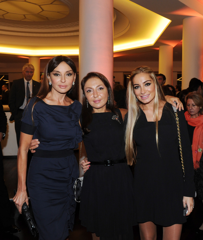 Azerbaijan`s first lady Mehriban Aliyeva participates in 20th anniversary of Azerbaijan-France diplomatic ties establishment in Paris (PHOTO)