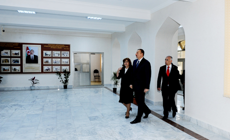 President Ilham Aliyev gets acquainted with reconstructed School 173 of capital’s Yasamal District (PHOTO)