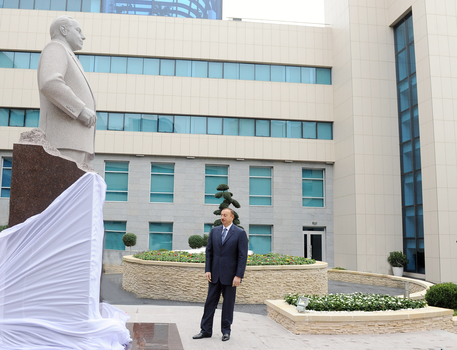 Azerbaijani President inaugurates military hospital of National Security Ministry (PHOTO)