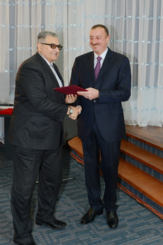Azerbaijani President and his spouse attended National Olympic Committee`s award-giving ceremony (PHOTO)