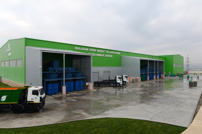 Azerbaijani President inaugurates municipal solid waste sorting factory and incineration plant in Balakhani (PHOTO)