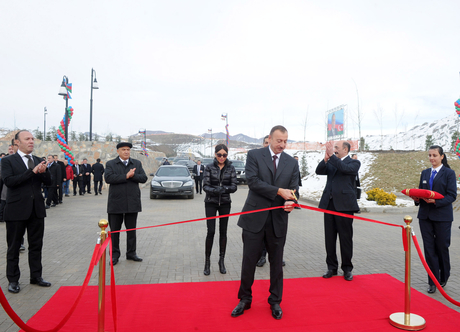 Azerbaijani President opens Zirva hotel in Shahdag winter and summer tourism complex (PHOTO)