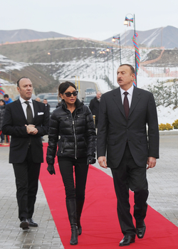 Azerbaijani President opens Zirva hotel in Shahdag winter and summer tourism complex (PHOTO)
