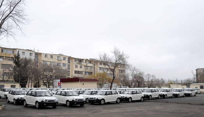 Azerbaijani President and his spouse attend opening ceremony of apartment buildings for disabled and martyr families in Sumgayit (PHOTO)