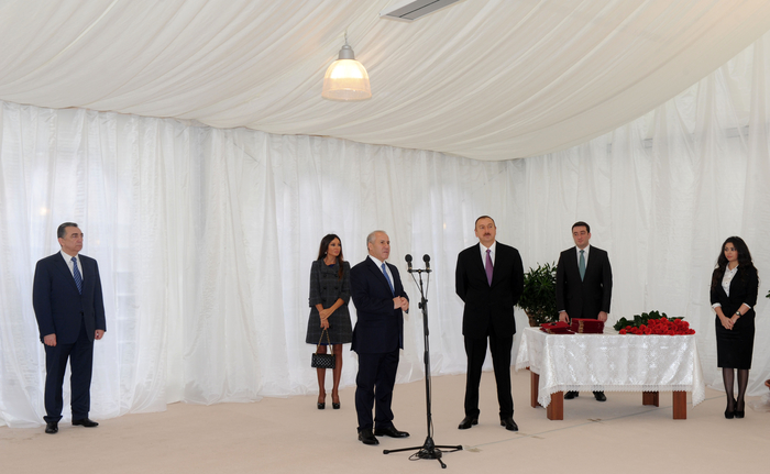Azerbaijani President and his spouse attend opening ceremony of apartment buildings for disabled and martyr families in Sumgayit (PHOTO)
