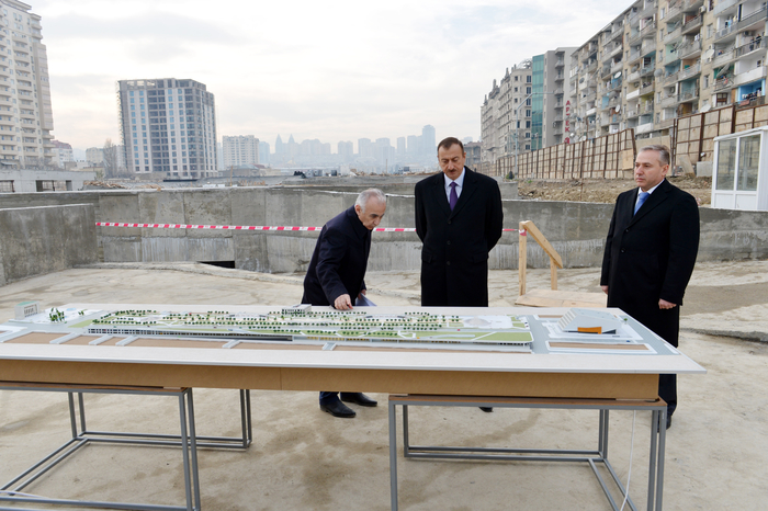 President Ilham Aliyev inspects construction work at underground parking lot, park, garden and fountain complex in Baku (PHOTO)