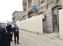 President Ilham Aliyev inspects construction work at underground parking lot, park, garden and fountain complex in Baku (PHOTO)