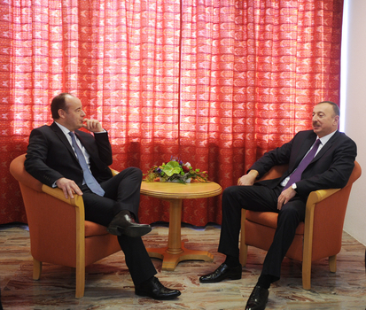 Azerbaijani President meets CEO of Thales Alenia Space