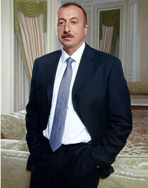 Interview of Azerbaijani President Ilham Aliyev and First Lady Mehriban Aliyeva to Baku Magazine (PHOTO)