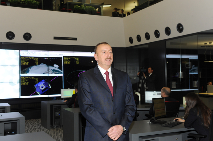 Azerbaijani President and his spouse watch Azerspace-1 satellite orbit launch (PHOTO)