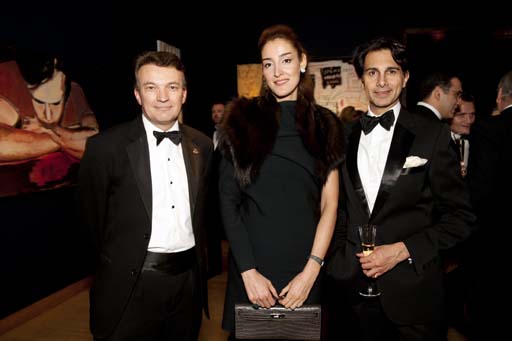 Exhibition of contemporary Azeri art held at Christie`s London (PHOTO)