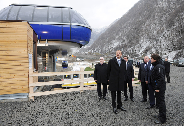 President Ilham Aliyev inspects construction of Tufan Alpine Skiing Recreation Complex (PHOTO)