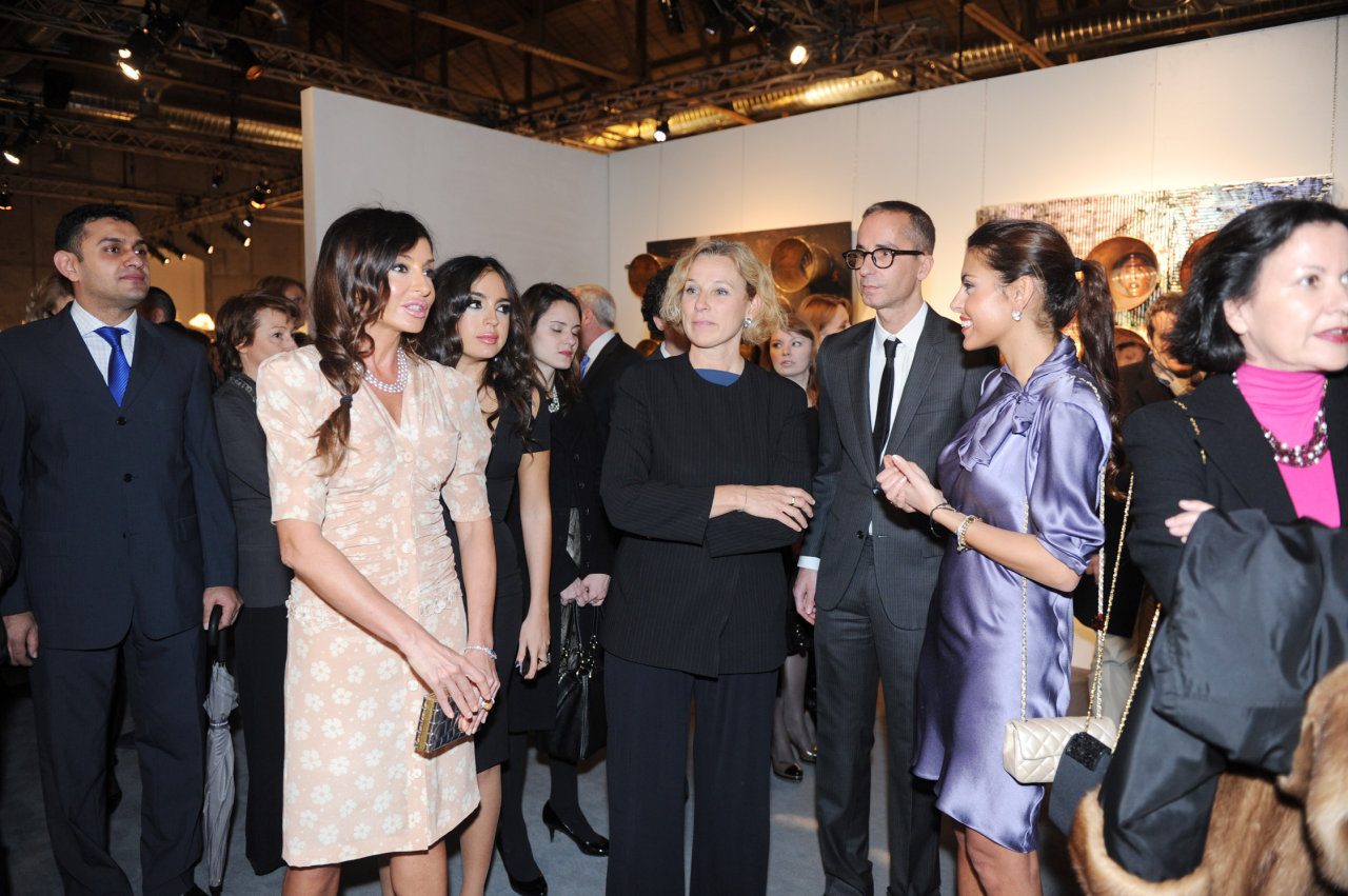 Azerbaijan's First Lady attends ‘Fly to Baku: Contemporary Art of Azerbaijan’ exhibition in Rome (PHOTO)