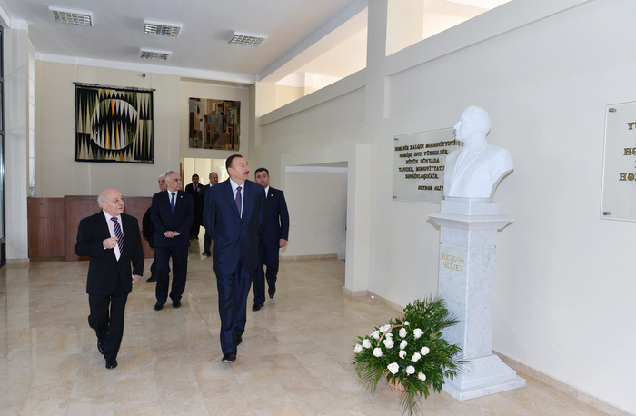 Azerbaijani President inspects new block of Azerbaijan State Academy of Fine Art (PHOTO)