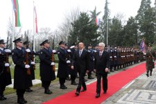 Azerbaijani President officially welcomed to Croatia (PHOTO)
