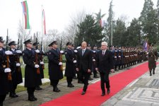 Azerbaijani President officially welcomed to Croatia (PHOTO)