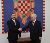 Azerbaijani President officially welcomed to Croatia (PHOTO)