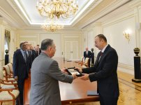 President Ilham Aliyev receives participants of civil defense conference (PHOTO)