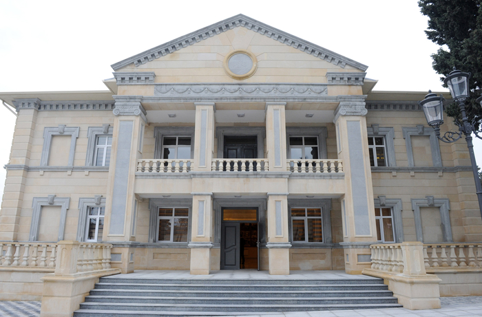 Azerbaijani President opens newly-redeveloped park in Bilajari settlement (PHOTO)