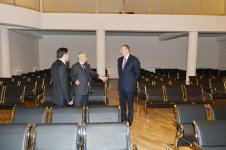 Azerbaijani President opens newly-redeveloped park in Bilajari settlement (PHOTO)