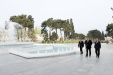 Azerbaijani President opens newly-redeveloped park in Bilajari settlement (PHOTO)