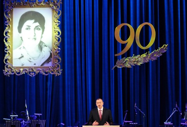President Ilham Aliyev attends solemn ceremony to mark 90th anniversary of academician Zarifa Aliyeva (PHOTO)