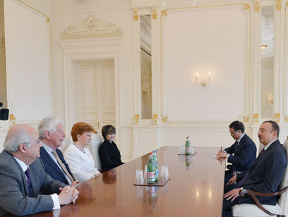 Azerbaijani President receives co-chairs of Board of Directors of Nizami Ganjavi International Center, as well as President and member of Club de Madrid